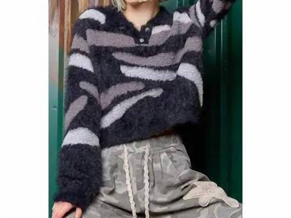 NEW POL long sleeve button detail sweater in black multi